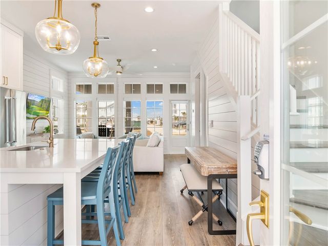 416 Mermaid Tail Lane, Port Aransas, TX 78373
