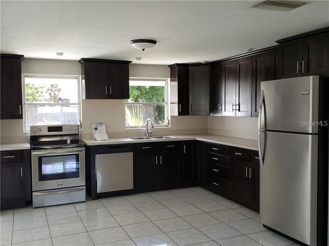 262 MANOR ROAD, Venice, FL 34293