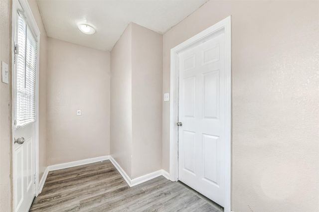 1525 Wayside Drive, Texas City, TX 77590