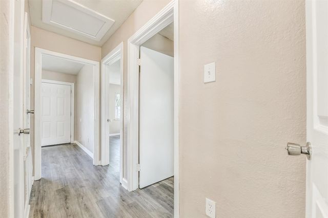 1525 Wayside Drive, Texas City, TX 77590