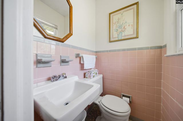 7126 Two Notch Road, Batesburg, SC 29006