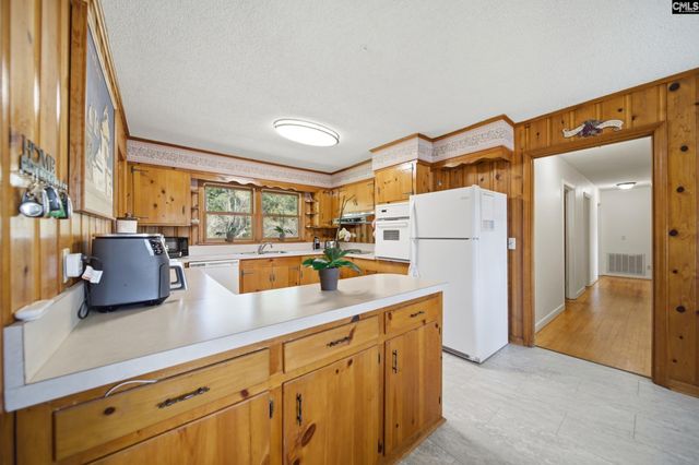 7126 Two Notch Road, Batesburg, SC 29006