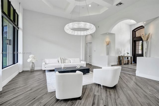 11056 Blackhawk Boulevard, Davie, FL 33328