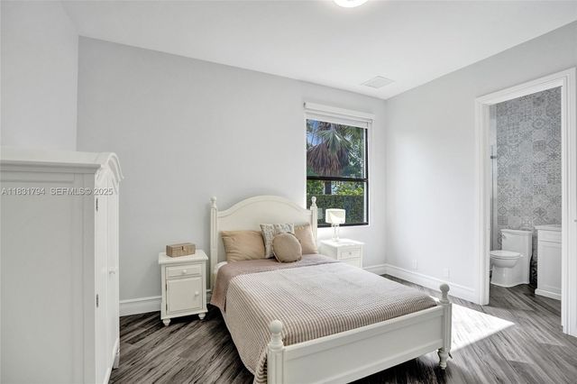 11056 Blackhawk Boulevard, Davie, FL 33328