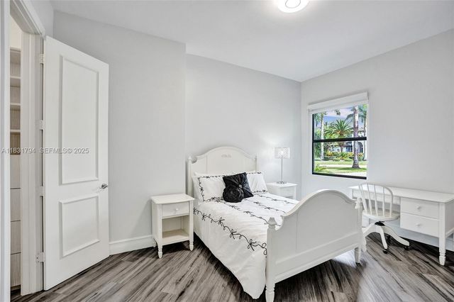 11056 Blackhawk Boulevard, Davie, FL 33328