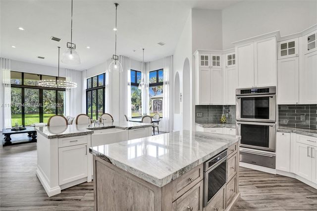 11056 Blackhawk Boulevard, Davie, FL 33328