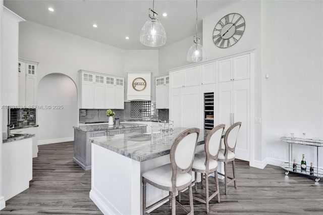 11056 Blackhawk Boulevard, Davie, FL 33328