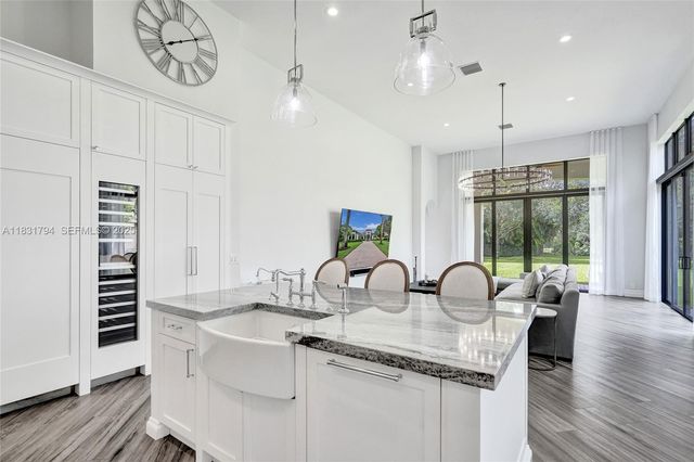 11056 Blackhawk Boulevard, Davie, FL 33328