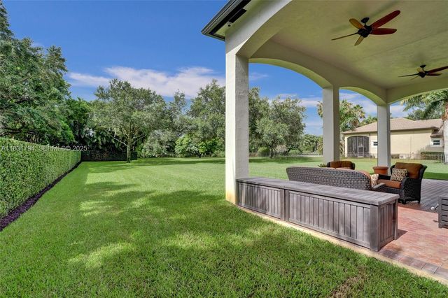11056 Blackhawk Boulevard, Davie, FL 33328