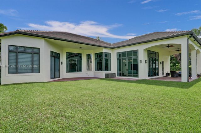 11056 Blackhawk Boulevard, Davie, FL 33328