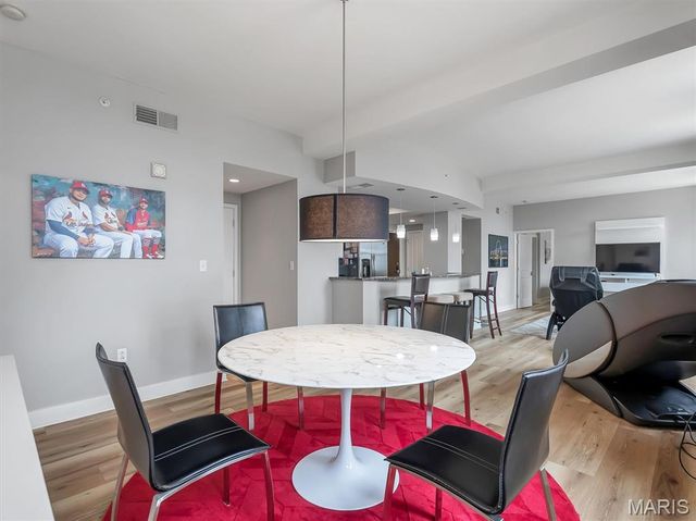 314 N Broadway 1107, St Louis, MO 63102