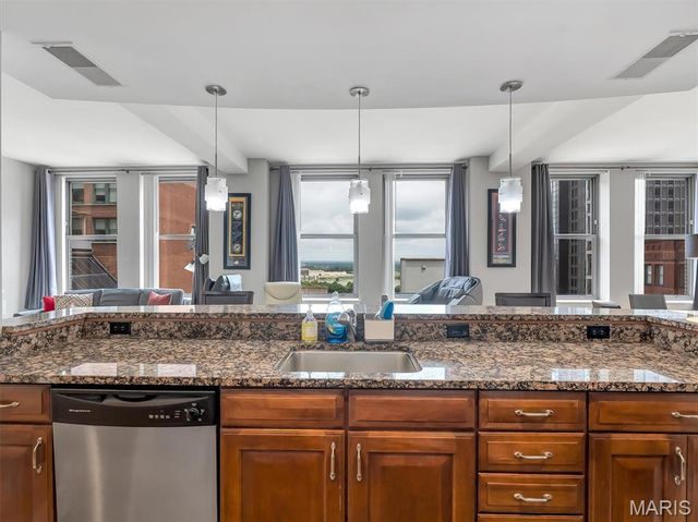 314 N Broadway 1107, St Louis, MO 63102