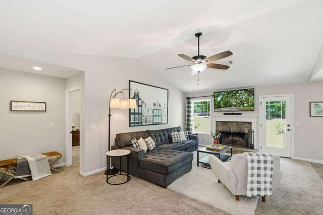 894 Happy Valley Circle, Newnan, GA 30263