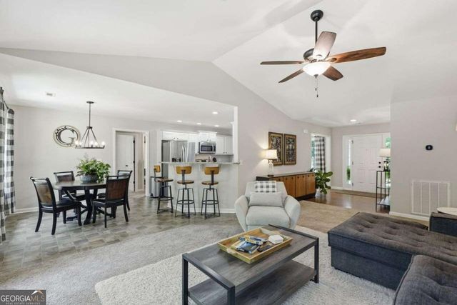894 Happy Valley Circle, Newnan, GA 30263