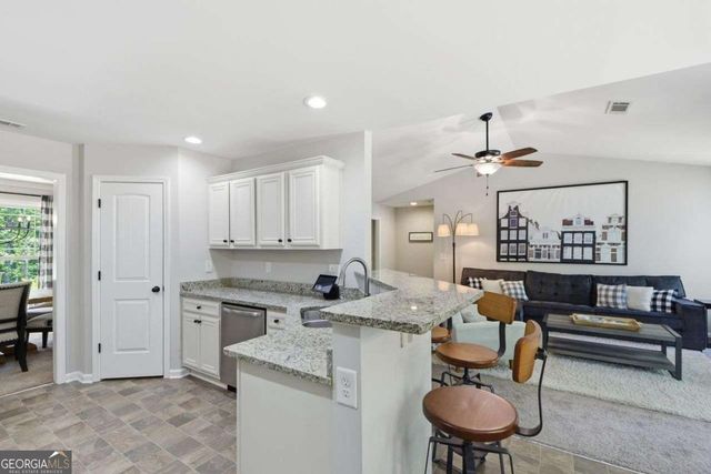 894 Happy Valley Circle, Newnan, GA 30263