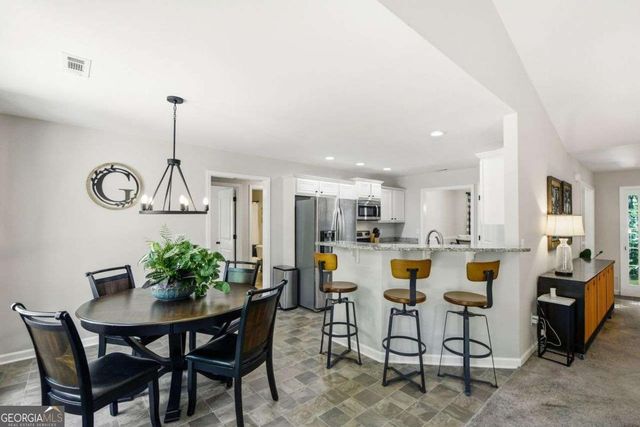 894 Happy Valley Circle, Newnan, GA 30263
