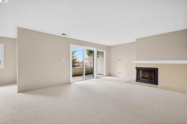 22139 22139 Castille Ln 55, Hayward, CA 94541