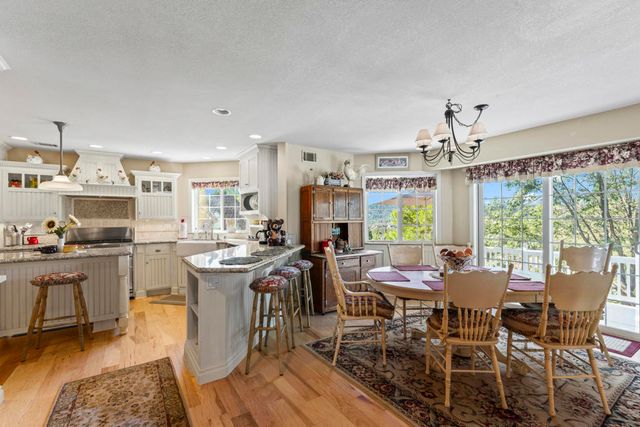 692 Zurich Drive, Lake Arrowhead, CA 92352