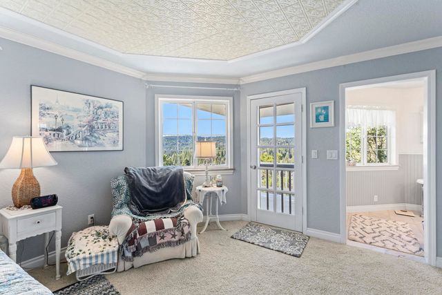 692 Zurich Drive, Lake Arrowhead, CA 92352