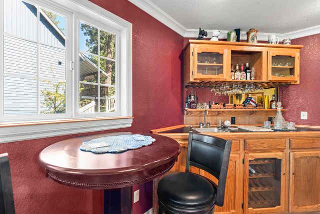 692 Zurich Drive, Lake Arrowhead, CA 92352