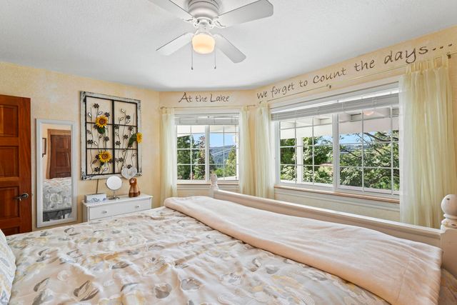 692 Zurich Drive, Lake Arrowhead, CA 92352