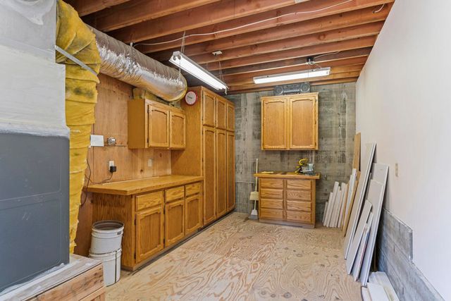 692 Zurich Drive, Lake Arrowhead, CA 92352