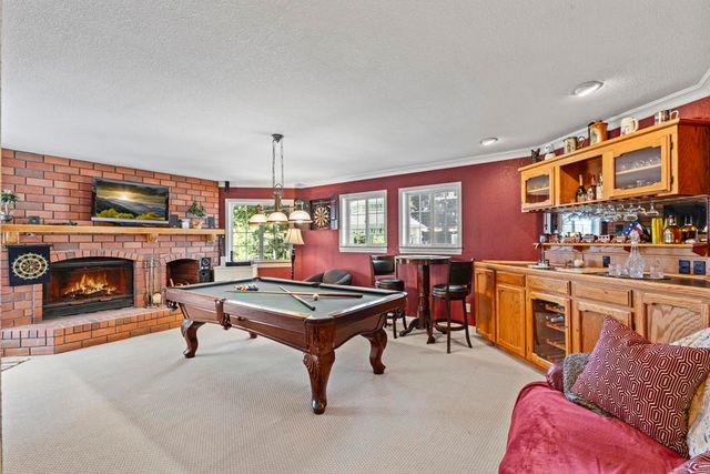 692 Zurich Drive, Lake Arrowhead, CA 92352