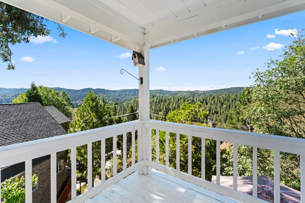 692 Zurich Drive, Lake Arrowhead, CA 92352