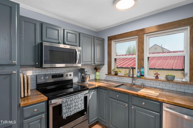 137 Mary Street, Johnson City, TN 37615