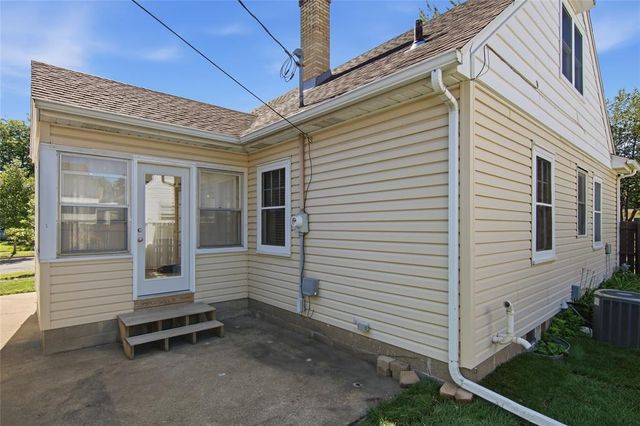 228 E Polk Avenue, Eau Claire, WI 54701