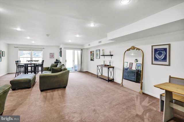 132 HICKORY LN, Reading, PA 19610