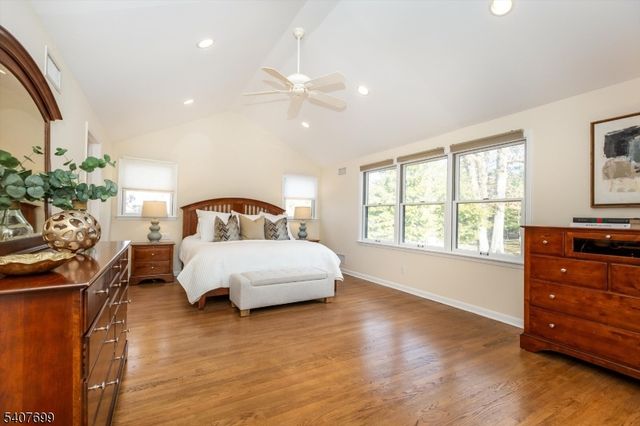 13 Blackstone Dr, Livingston Twp., NJ 07039