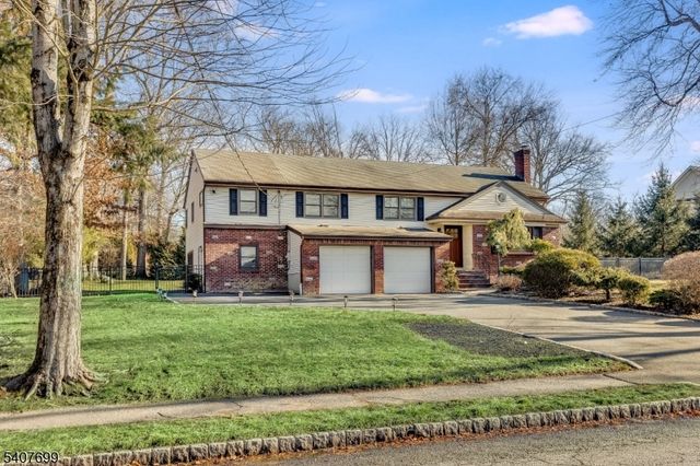 13 Blackstone Dr, Livingston Twp., NJ 07039