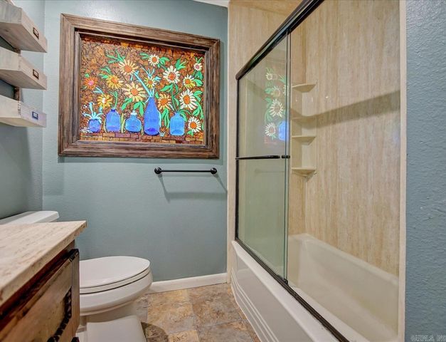 2 Lake Point Drive, Conway, AR 72032