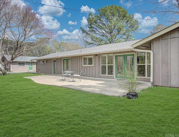 2 Lake Point Drive, Conway, AR 72032