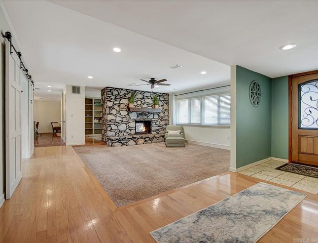 2 Lake Point Drive, Conway, AR 72032