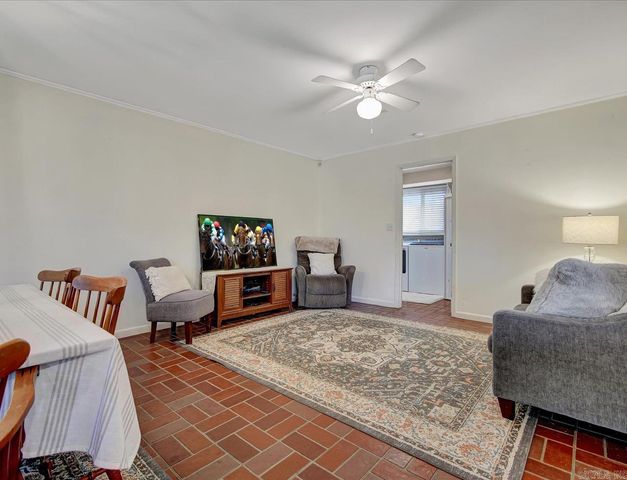 2 Lake Point Drive, Conway, AR 72032