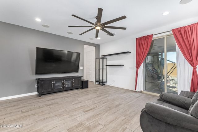 7433 S 22ND Avenue, Phoenix, AZ 85041