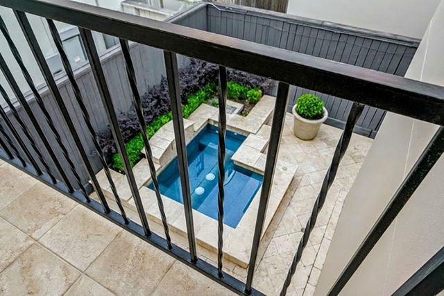 5012 Tangle Lane, Houston, TX 77056