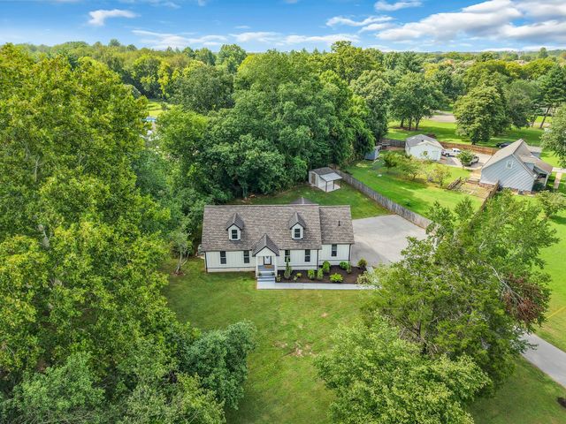 3354 Vapor Trl, Murfreesboro, TN 37127