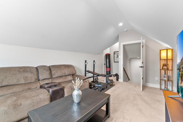 7717 S Shoreline Blvd., Benton, AR 72019