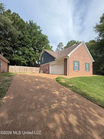 5881 Morganton Drive, Olive Branch, MS 38654