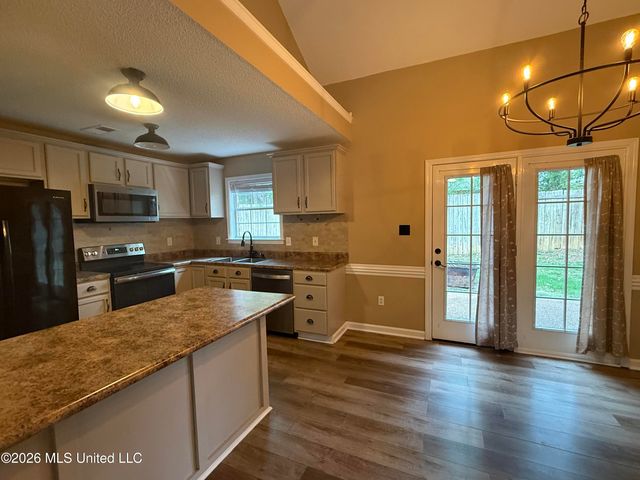 5881 Morganton Drive, Olive Branch, MS 38654