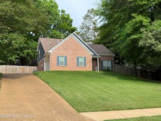 5881 Morganton Drive, Olive Branch, MS 38654