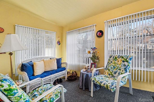 466 W Maplehurst Street, Ferndale, MI 48220