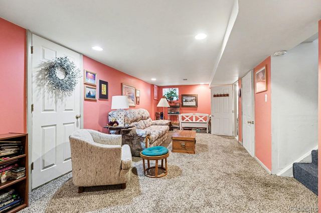 466 W Maplehurst Street, Ferndale, MI 48220