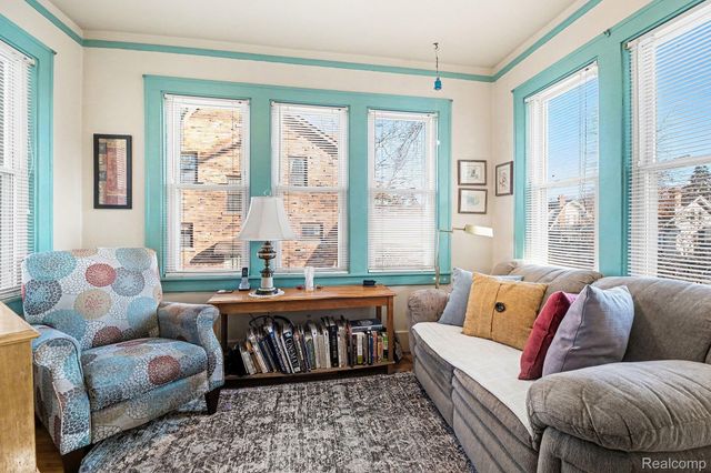 466 W Maplehurst Street, Ferndale, MI 48220