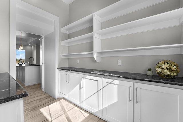 13801 E County Rd 113, Midland, TX 79706