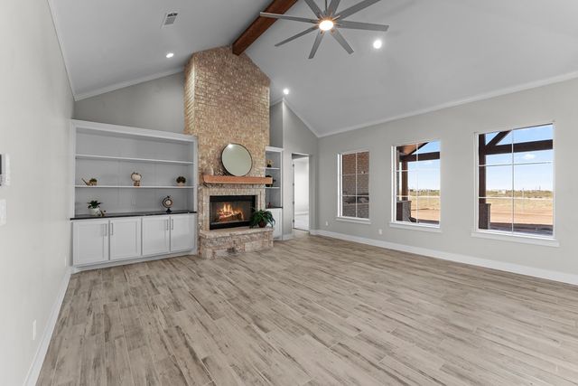 13801 E County Rd 113, Midland, TX 79706