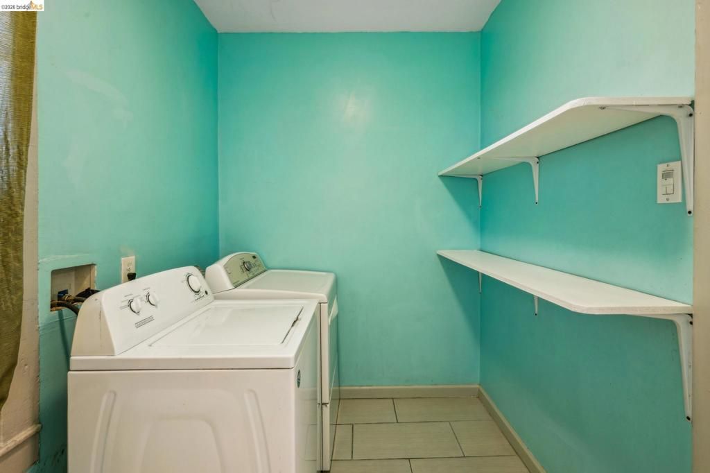 Image 28 of property listing at 1820 International Blvd, Oakland, CA 94606